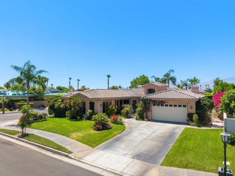 Photo of 31 Sherwood Road, Rancho Mirage, CA 92270 (MLS # 219148825DA)