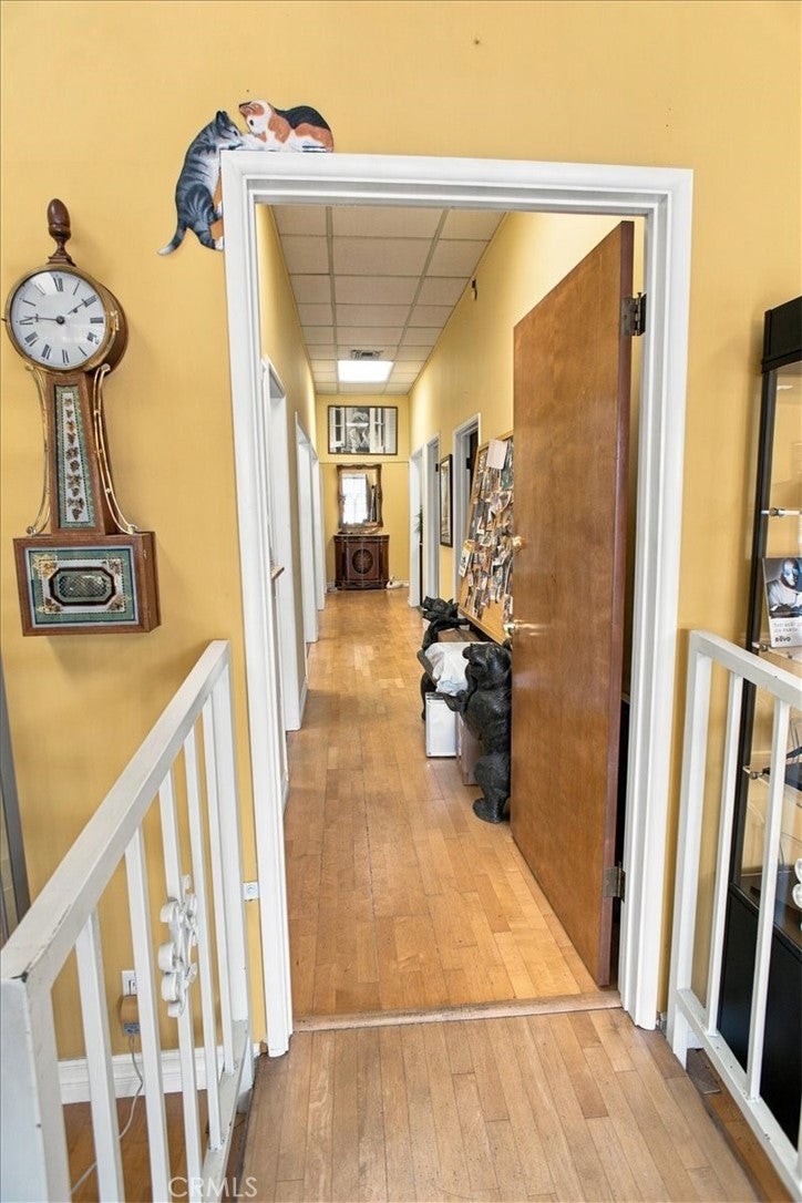 2915 W Magnolia Boulevard