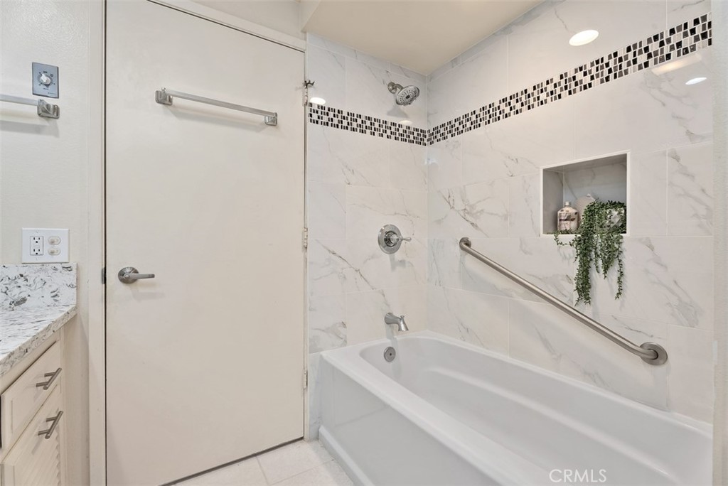Leisure World (LW) - Residential Lease