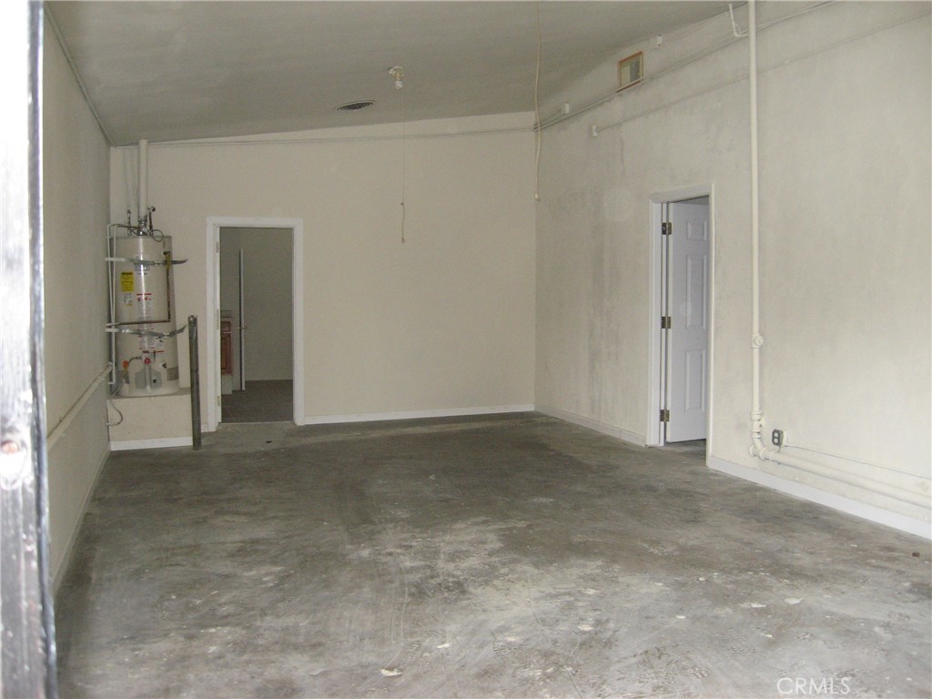 1214 N Wilmington Avenue N