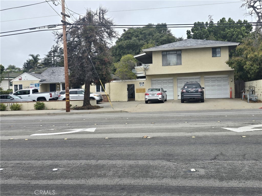 1140 -1148 E Grand Avenue