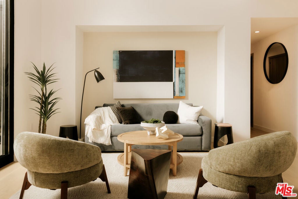 Photo of 2919 Waverly Drive #103, Los Angeles, CA 90039 (MLS # 26974983)