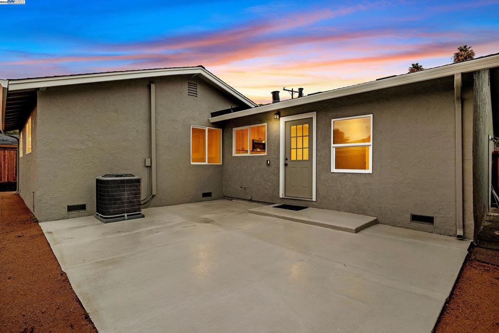 EAST SUN TERRRAC - Residential