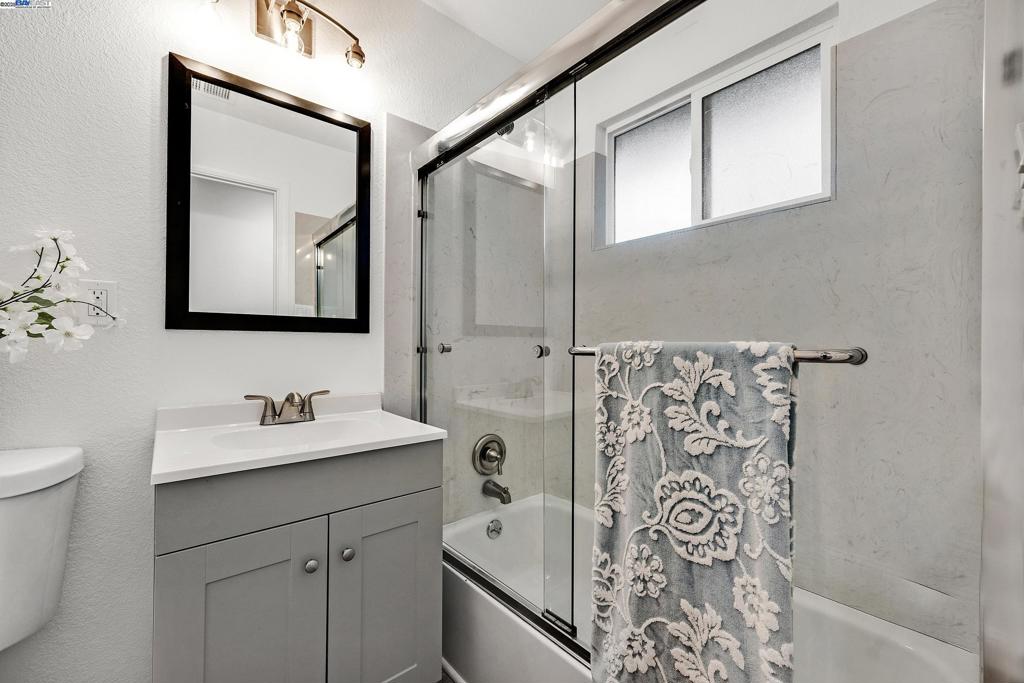 EAST SUN TERRRAC - Residential