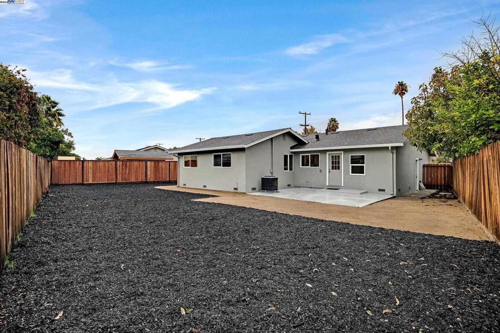 EAST SUN TERRRAC - Residential