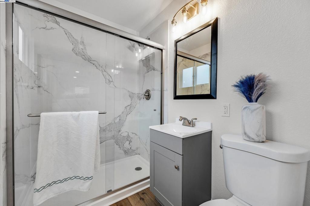 EAST SUN TERRRAC - Residential