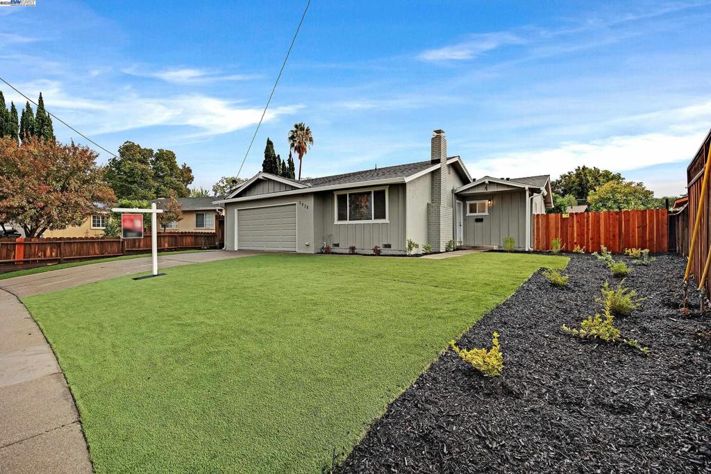 EAST SUN TERRRAC - Residential