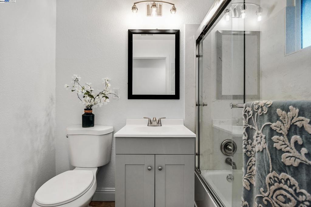 EAST SUN TERRRAC - Residential