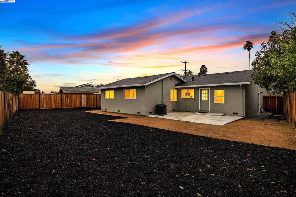 EAST SUN TERRRAC - Residential