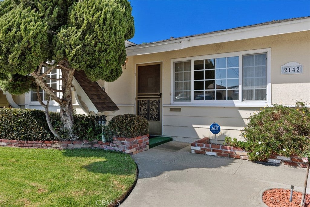 2142 Foster