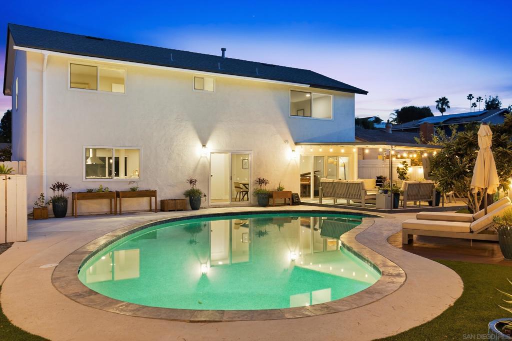 7384 Tuxford Dr