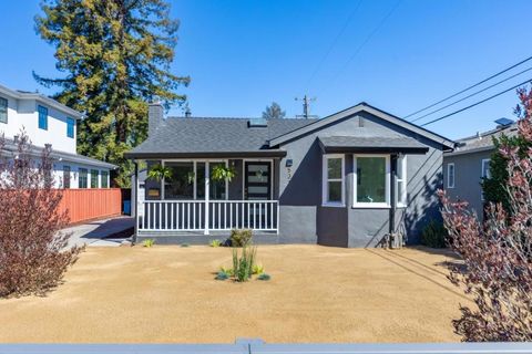 Photo of 531 Bay Road, Menlo Park, CA 94025 (MLS # ML82038436)