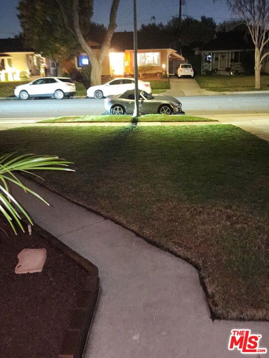 2823 Hardwick Street