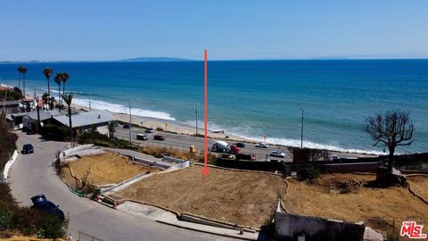 Photo of 17840 Porto Marina Way, Pacific Palisades, CA 90272 (MLS # 25594037)