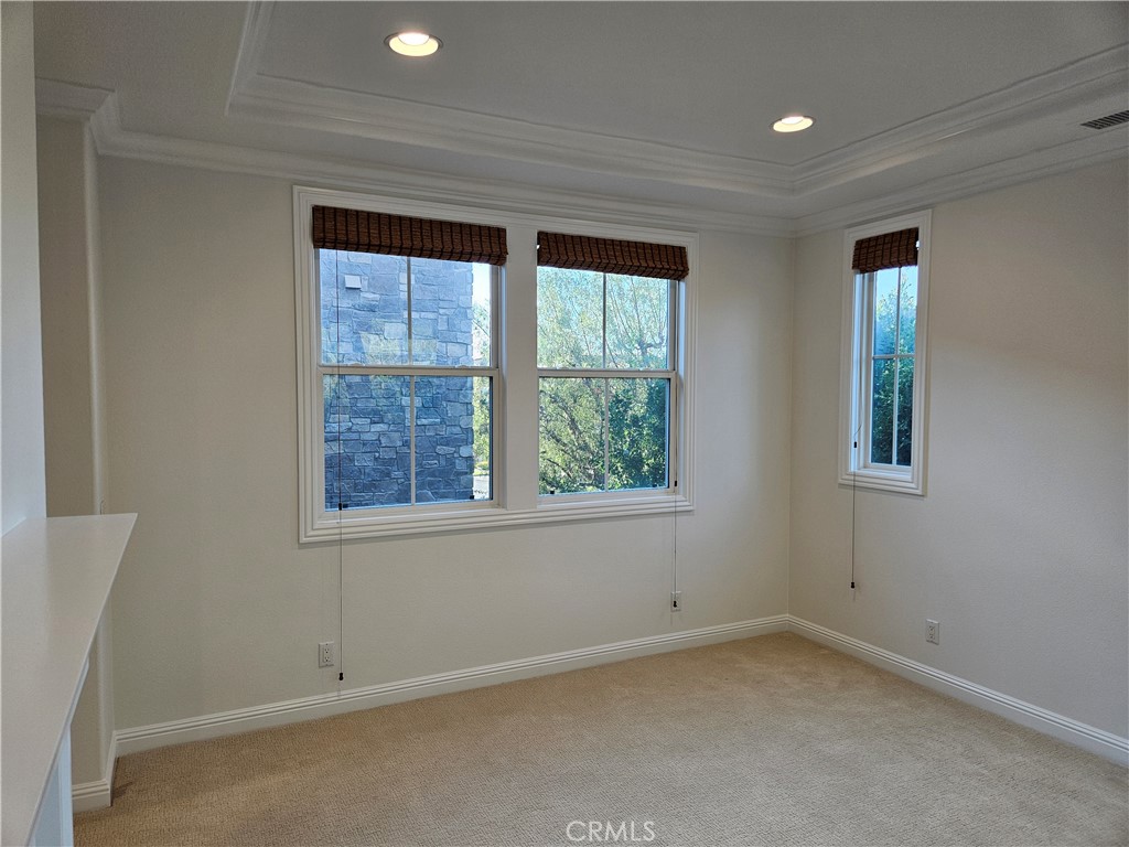 HEIGHTS (BKHTS) - Residential Lease