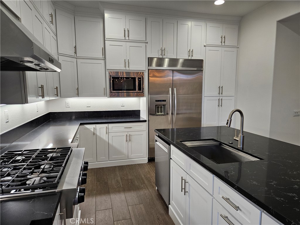 HEIGHTS (BKHTS) - Residential Lease