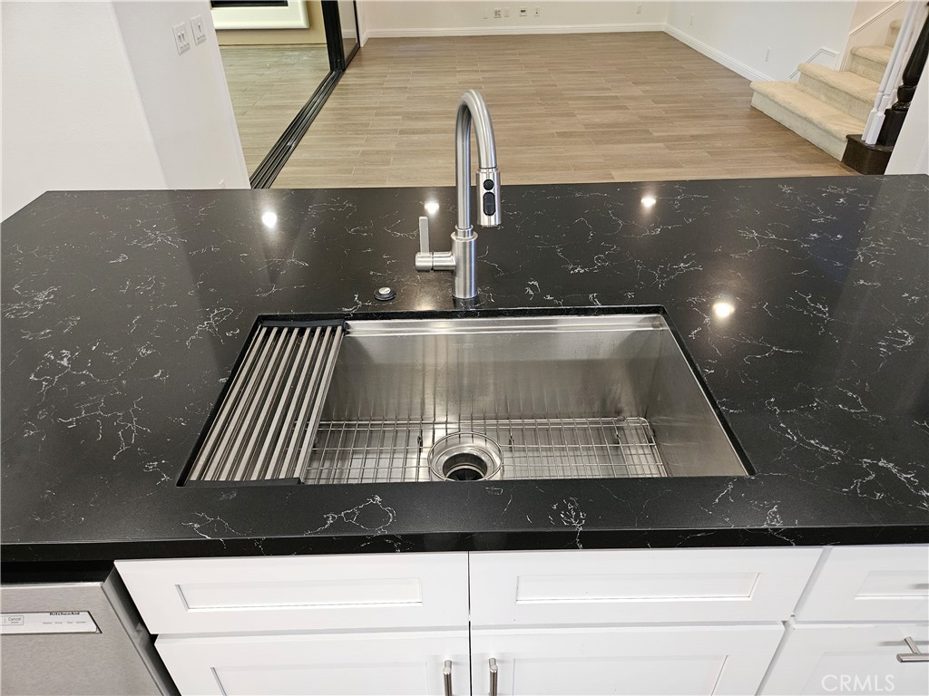 HEIGHTS (BKHTS) - Residential Lease