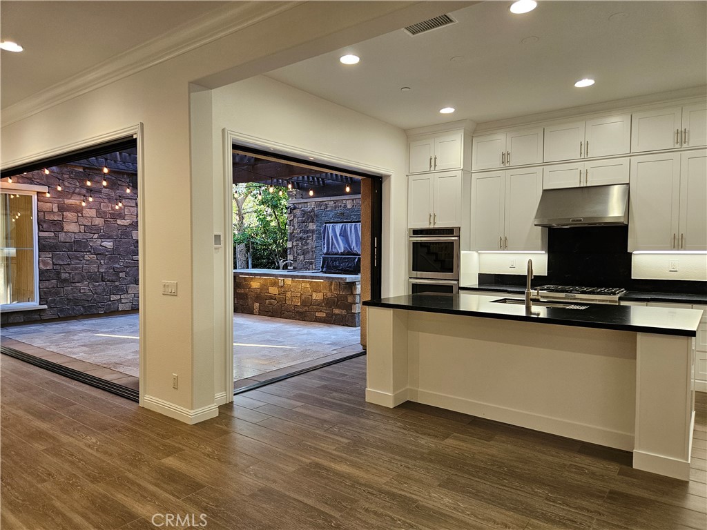 HEIGHTS (BKHTS) - Residential Lease