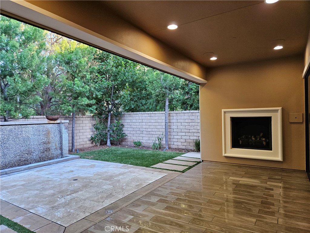 HEIGHTS (BKHTS) - Residential Lease