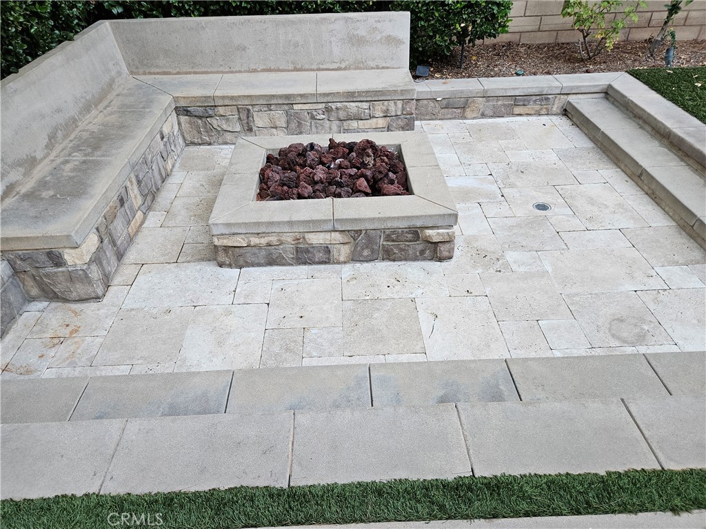 HEIGHTS (BKHTS) - Residential Lease