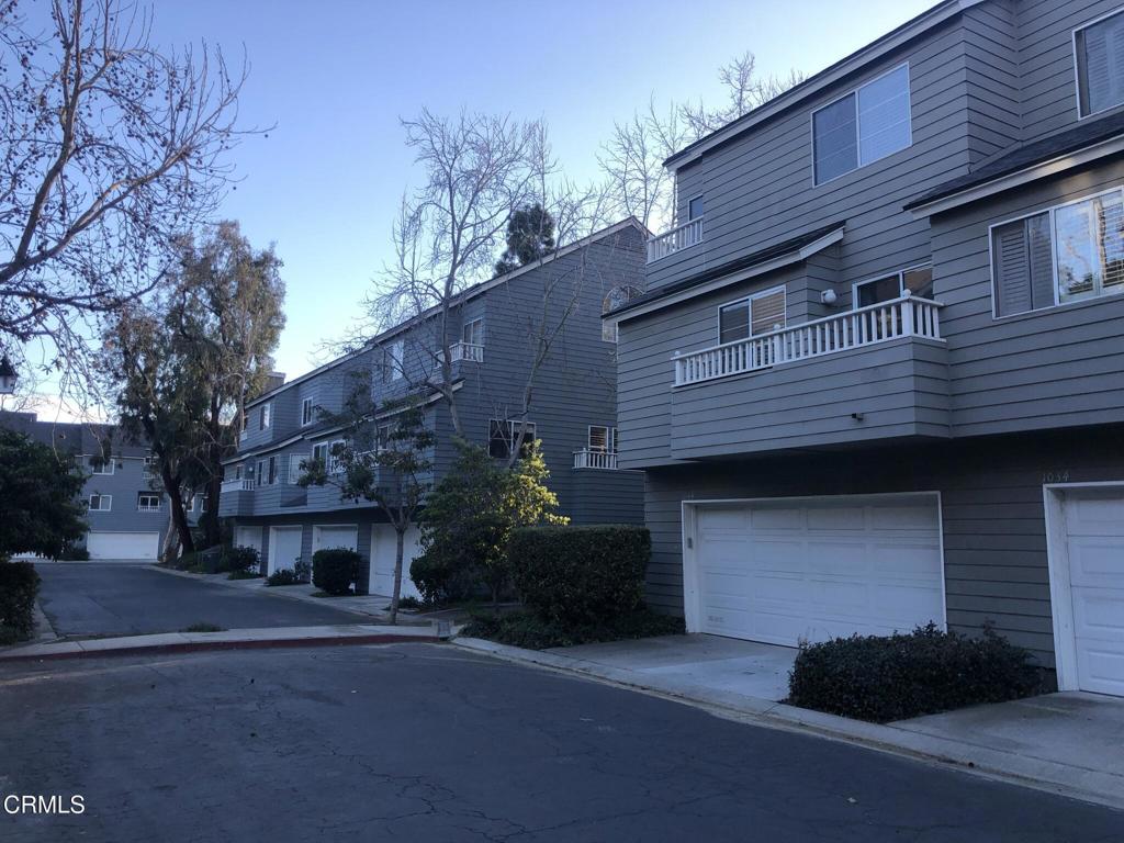 1044 Gilbert Lane