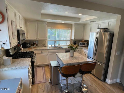Tiny photo for 1044 Gilbert Lane, Ventura, CA 93003 (MLS # V1-37272)