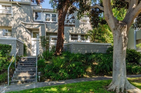 Photo of 1044 Gilbert Lane, Ventura, CA 93003 (MLS # V1-37272)