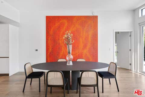 Photo of 9000 W 3rd Street #106, Los Angeles, CA 90048 (MLS # 26848237)