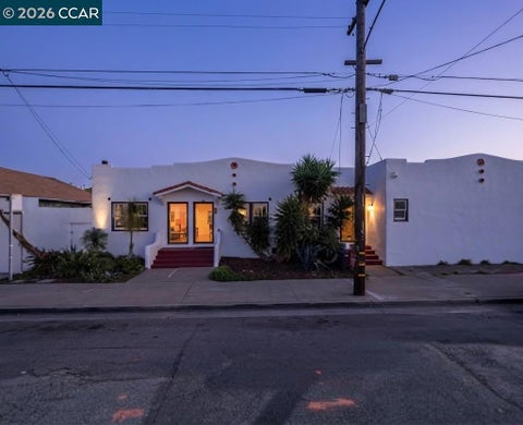 Photo of 3008 Magnolia St ST, Oakland, CA 94608 (MLS # 41148040)