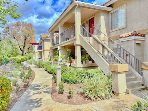 Photo of 15 De Lila, Rancho Santa Margarita, CA 92688 (MLS # PW26078420)