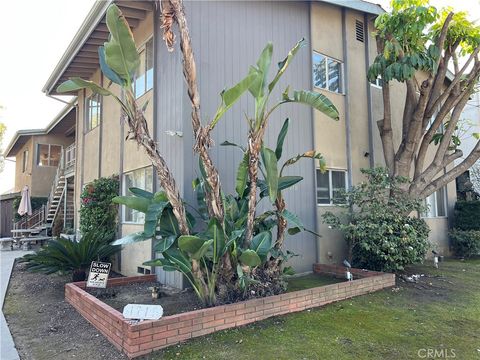 Photo of 1711 Oxley St #F, South Pasadena, CA 91030 (MLS # WS26039411)