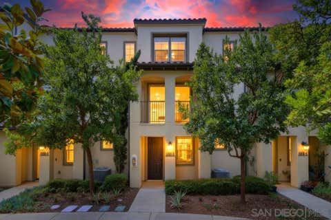 Photo of 4366 Pacifica Way WAY #3, Oceanside, CA 92056 (MLS # 260020459SD)