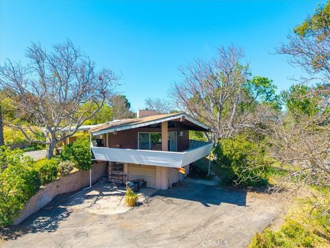 Photo of 3956 Maricopa Rd, Atascadero, CA 93422 (MLS # NS26065041)