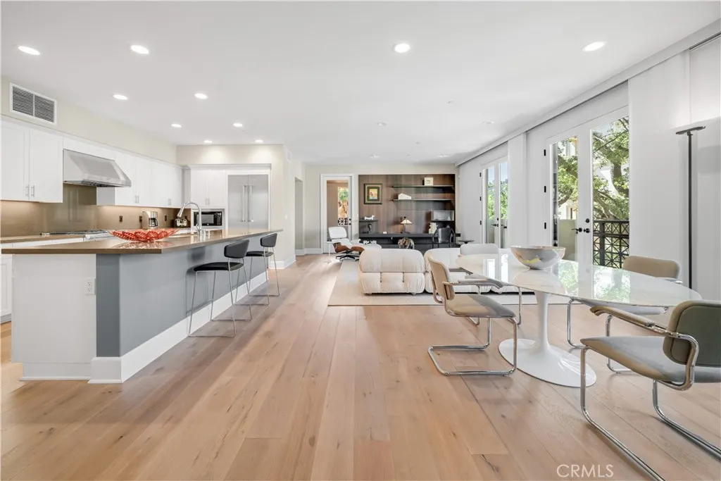 Calabasas, California 91302, United States, 2 Bedrooms Bedrooms, ,3 BathroomsBathrooms,Residential,Active,197681 Calabasas, California 91302, United States, 2 Bedrooms Bedrooms, ,3 BathroomsBathrooms,Residential,Active,197681