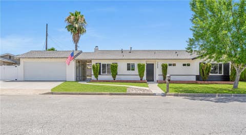 Photo of 1404 E Louisa Avenue, West Covina, CA 91791 (MLS # CV26154999)