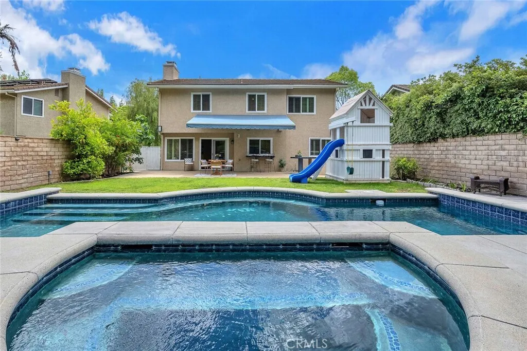 West Hills, California 91307, United States, 3 Bedrooms Bedrooms, ,3 BathroomsBathrooms,Residential,Active,173118