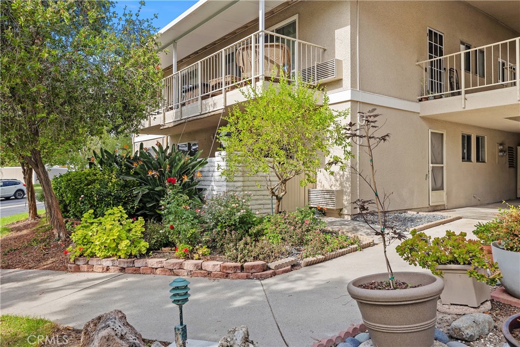 622 Avenida Sevilla B