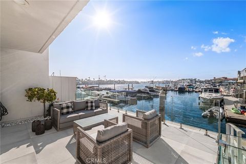 16435 Harbour Lane 13 Huntington Beach CA 92649