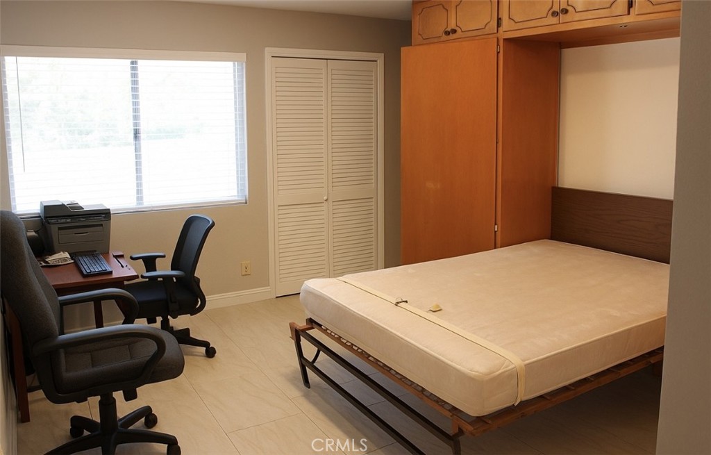 Wilshire Westmont - Residential