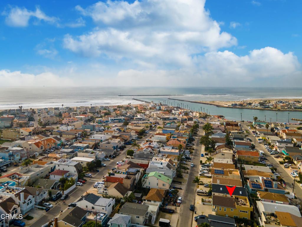 Photo of 333 Melrose Drive, Oxnard, CA 93035 (MLS # V1-35894)