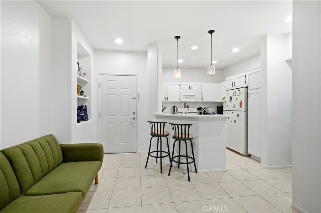 Properties 4 26450 Arboretum 1006