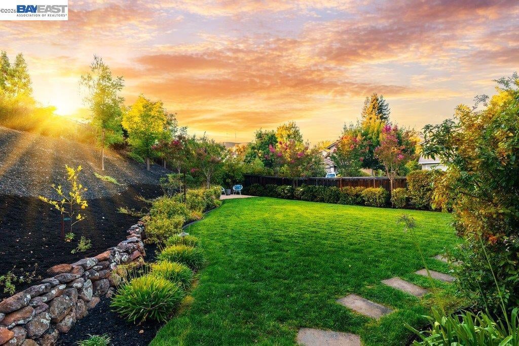 1208 Cheshire Cir