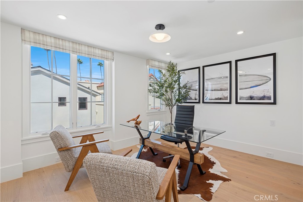 Corona del Mar South of PCH (CDMS) - Residential Lease