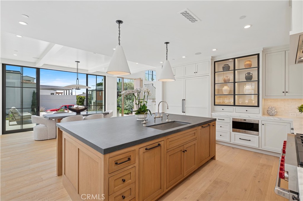 Corona del Mar South of PCH (CDMS) - Residential Lease