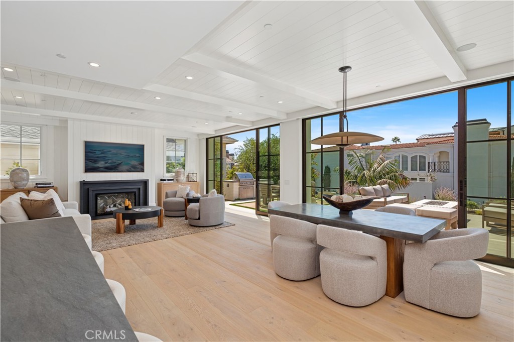 Corona del Mar South of PCH (CDMS) - Residential Lease