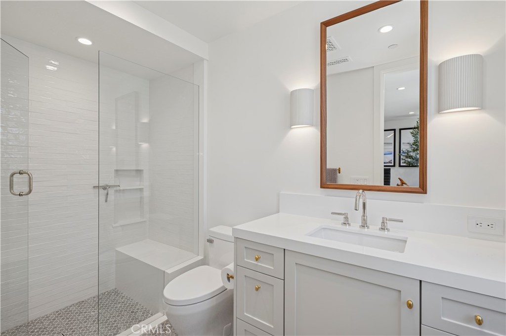 Corona del Mar South of PCH (CDMS) - Residential Lease
