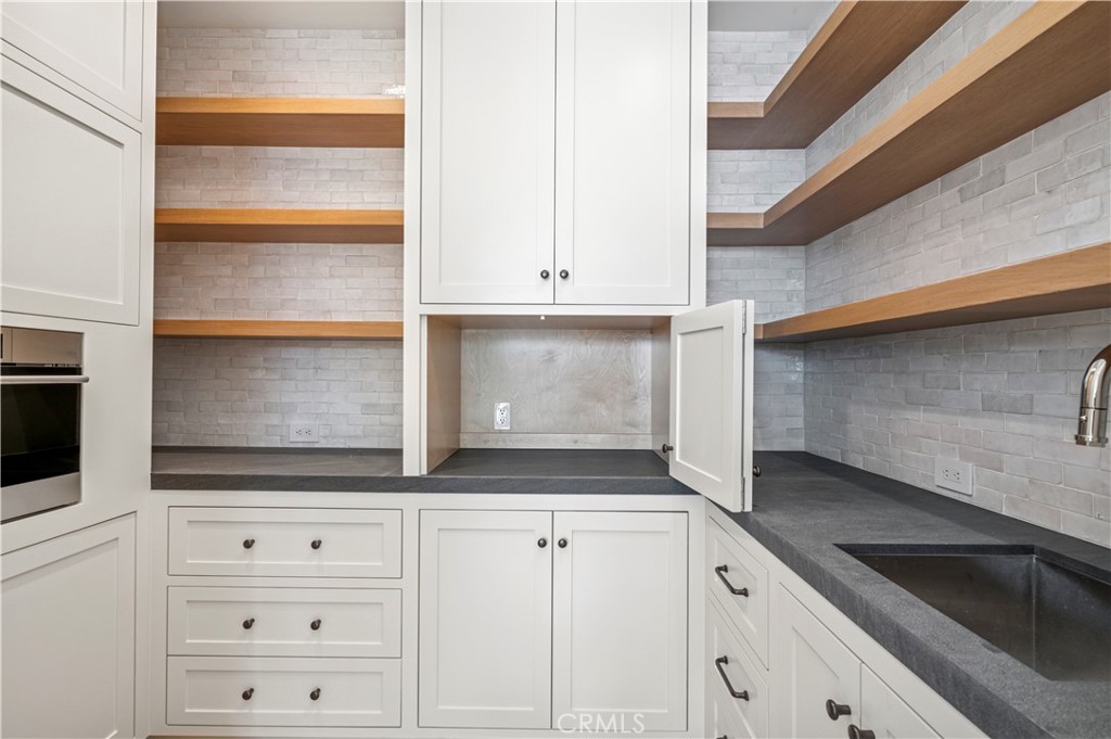 Corona del Mar South of PCH (CDMS) - Residential Lease