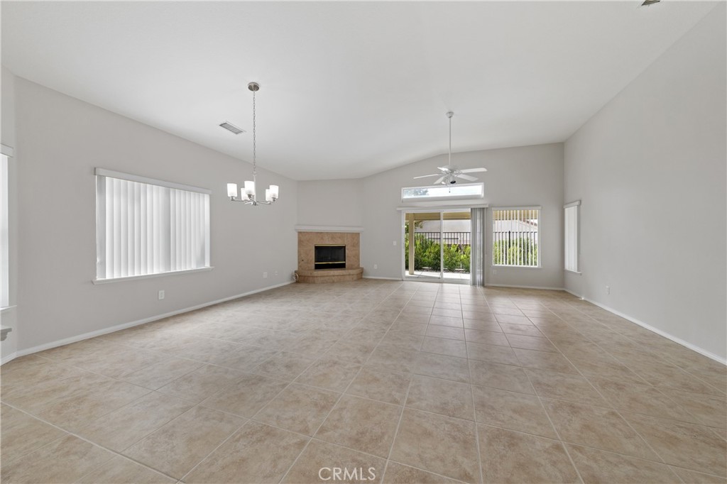 24177 CALLE ARTINO