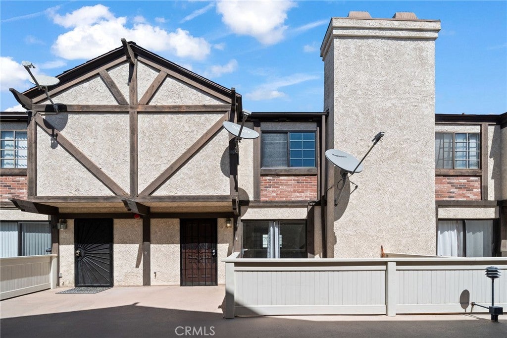 1419 W 179th 17