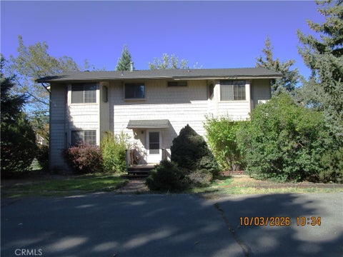 Photo of 1102 W Fairway BLVD, Big Bear City, CA 92314 (MLS # IV26218496)